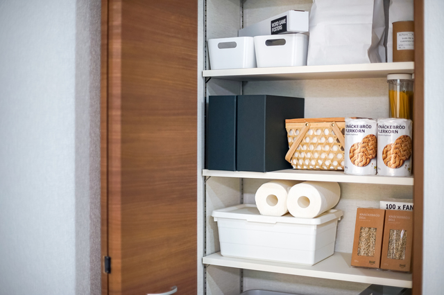 整頓されている収納棚